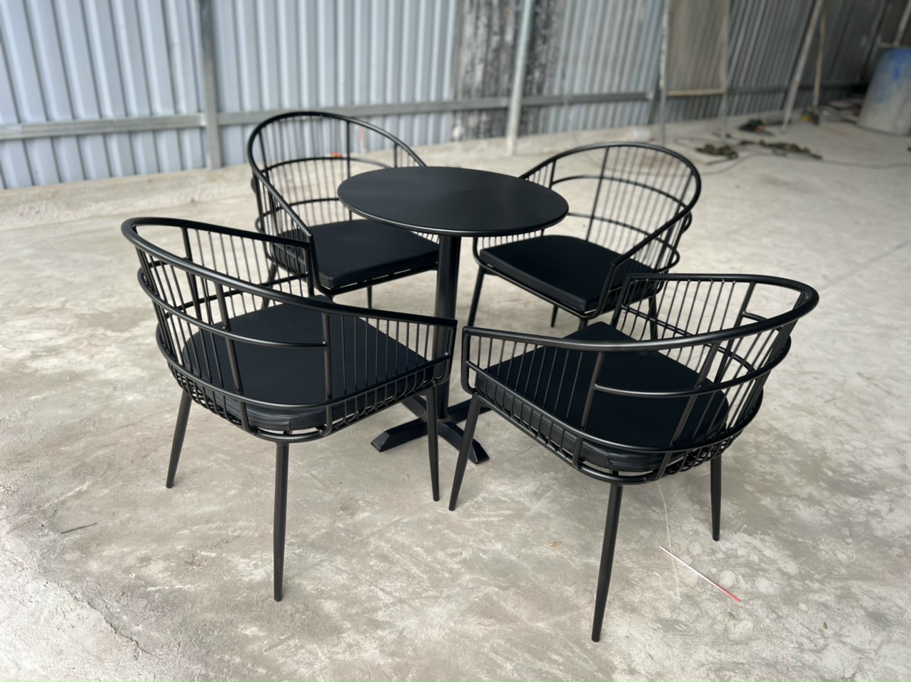bo-ban-ghe-cafe-sat-1.jpg
